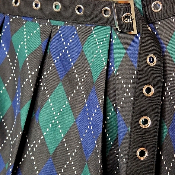 Hot Topic Argyle Pleated Schoolgirl Skirt. - Picture 3 of 9